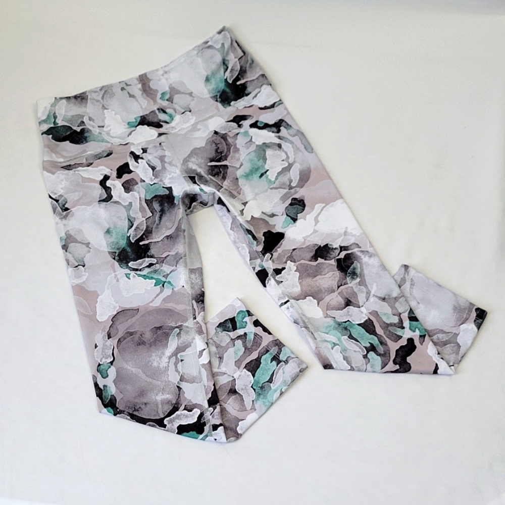 Apana Crop Leggings Watercolor Marble Print Size Small